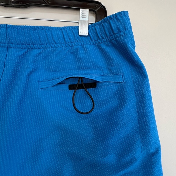 Theory Jace Splash Seer Swim Shorts in Sail Blue, size M - Picture 4 of 10